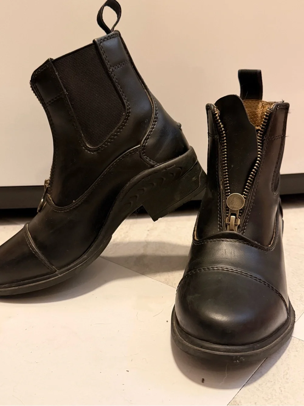 Ovation Kid’s Quantum Zip Paddlock Equestrian Riding Boots - front zip